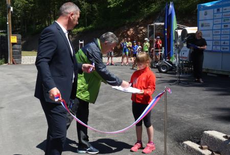 OTVORITEV DOVOZNE CESTE DO BIATLONSKEGA CENTRA 26 FOTO LJUBO VUKELIČ